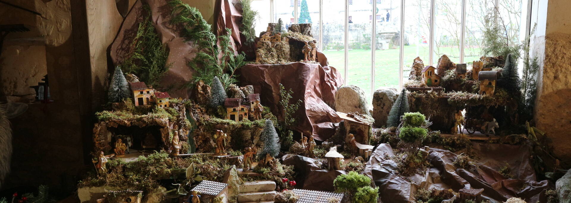 Les crèches exposées dans le musée des anciens métiers - © FDHPA 17