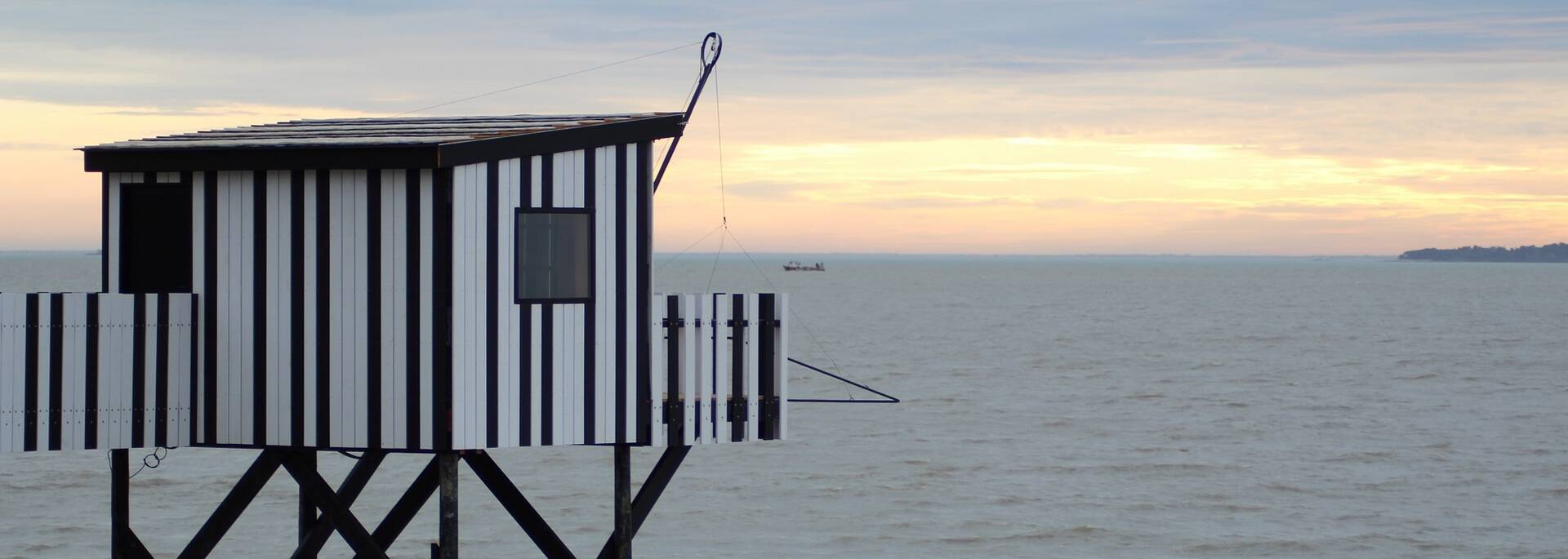 Carrelet entre Châtelaillon-Plage et les Boucholeurs - ©P.Migaud / FDHPA 17