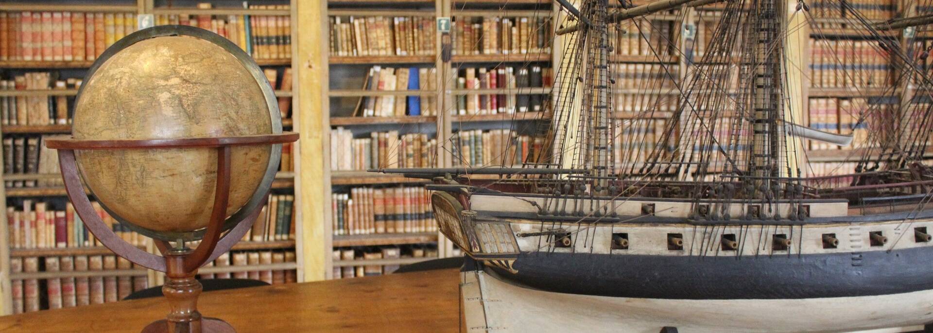 Bibliothèque de l'école de médecine navale - ©P.Migaud / FDHPA 17