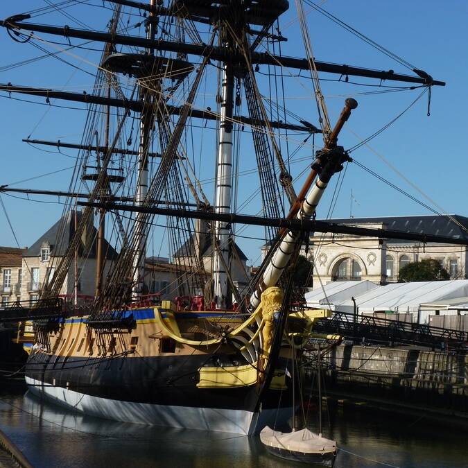 L'Hermione à l'arsenal de Rochefort