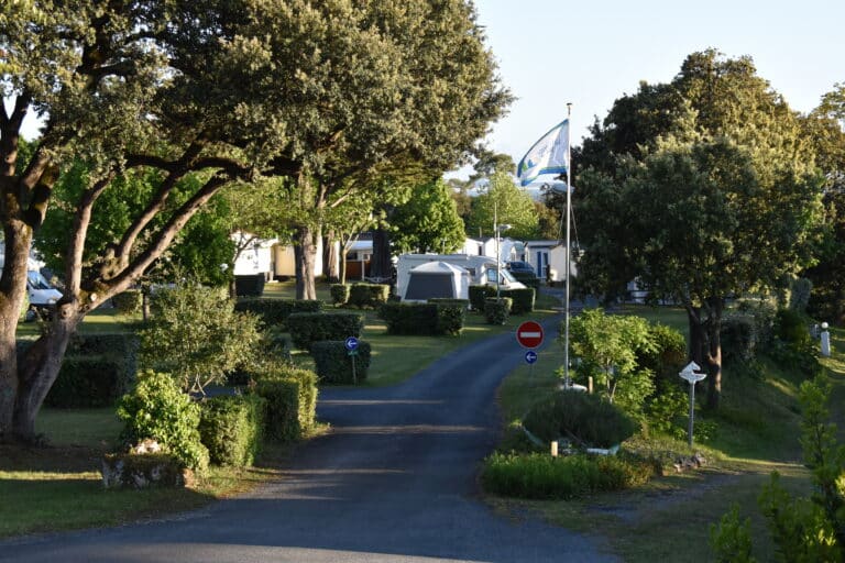 Camping ACCCF Domaine de Bernezac