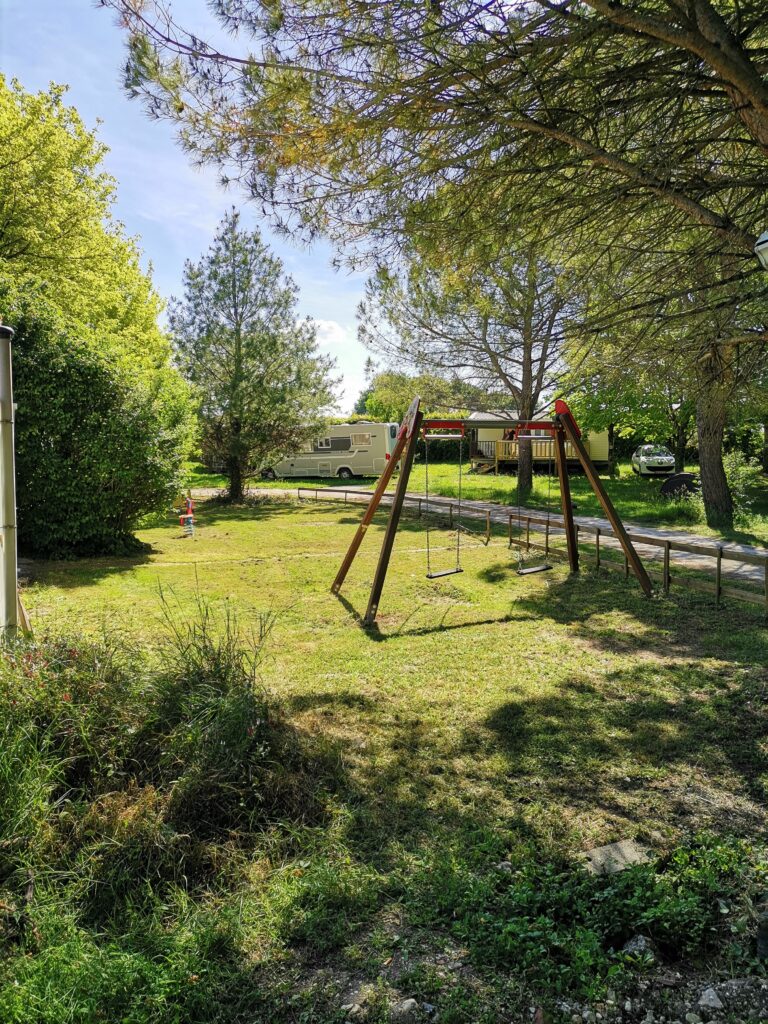 36427154.jpg