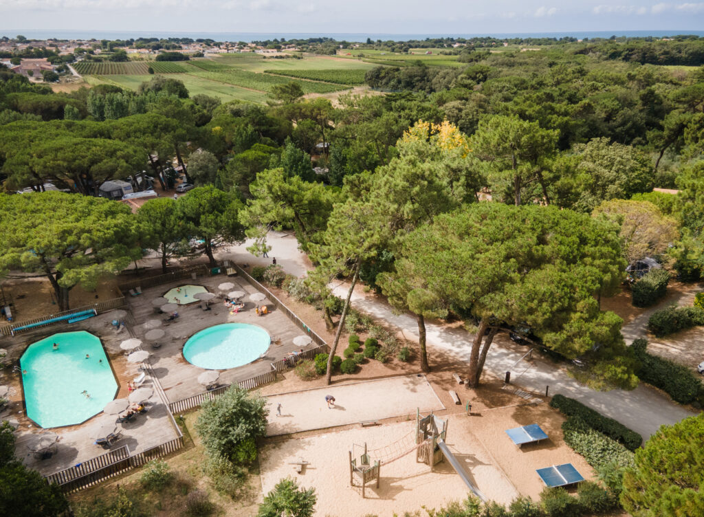 Camping Huttopia – Chardons Bleus