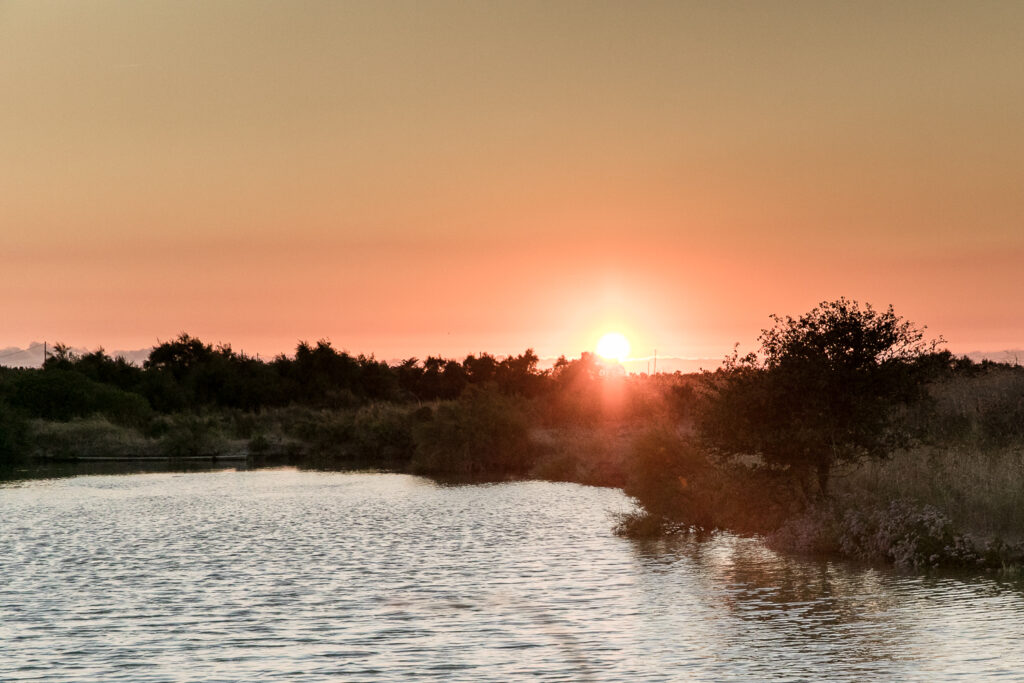 28570872